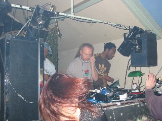 Smith & Mighty  Subloaded